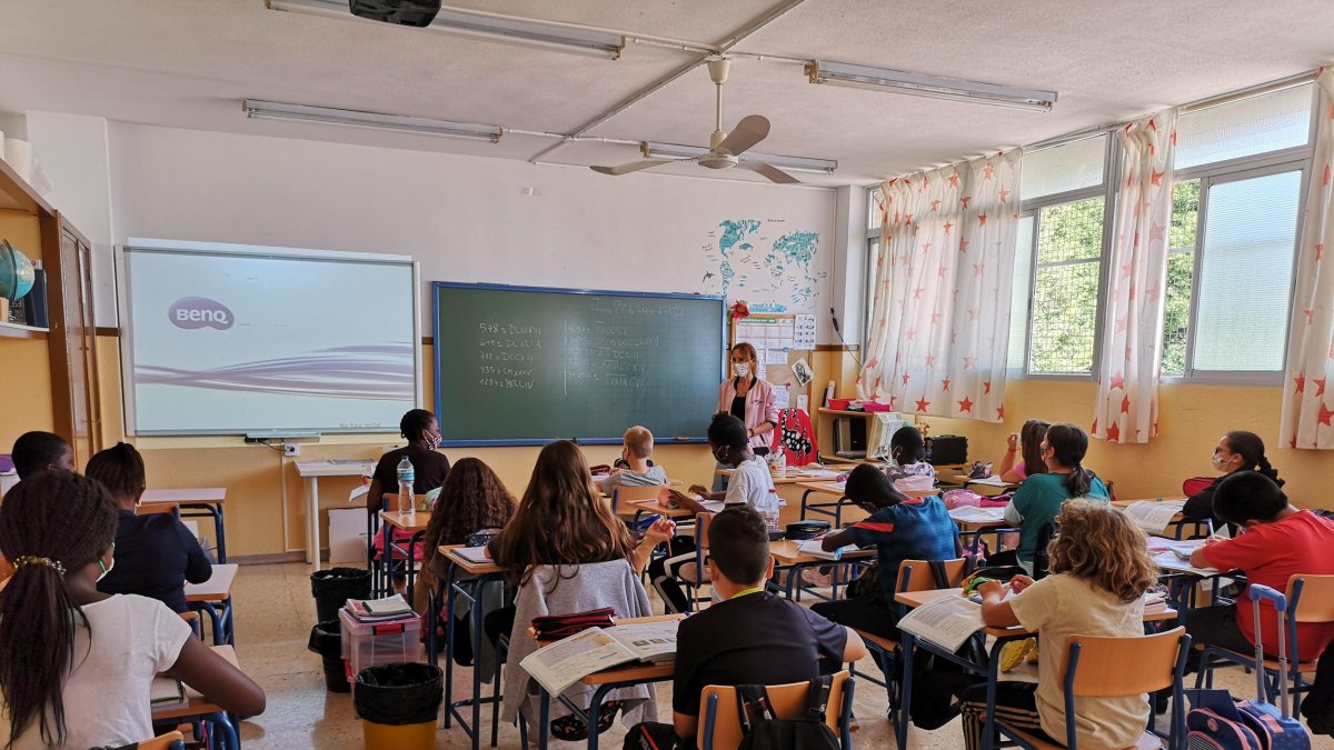 Clase del Colegio Virgen del Rosario de Roquetas en una imagen de archivo.