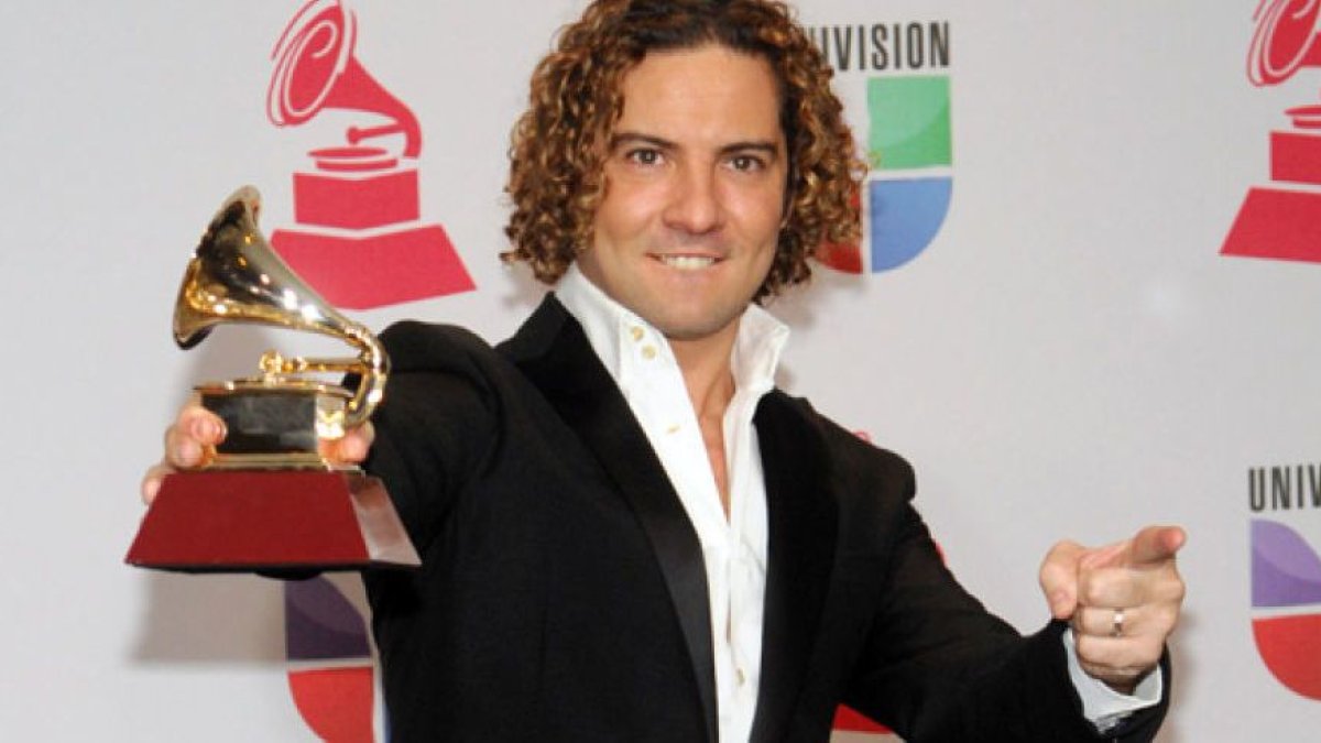 Bisbal con su primer Grammy.