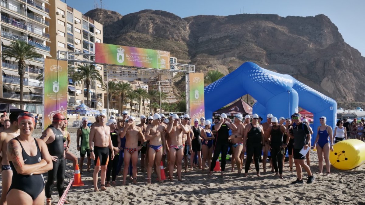Los participantes en la carrera almeriense.