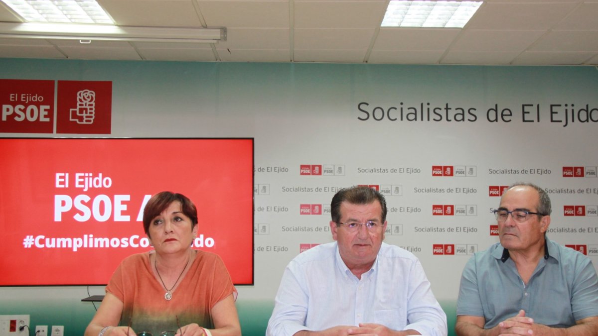 José Miguel Alarcón, Maribel Carrión y Francisco Ripoll durante su comparecencia.
