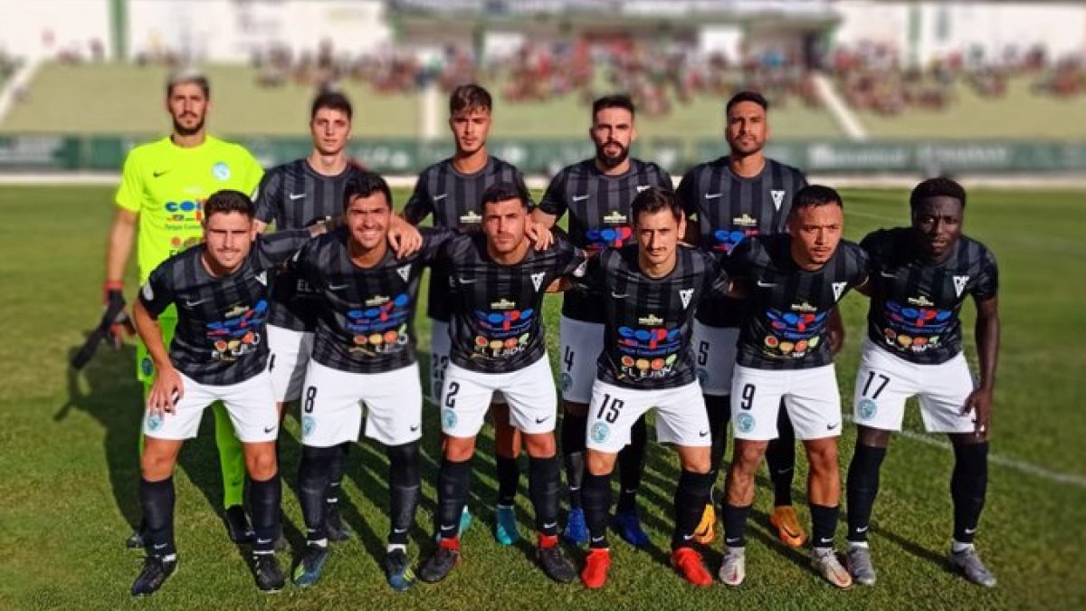 El Polideportivo Ejido no encuentra el camino del gol.