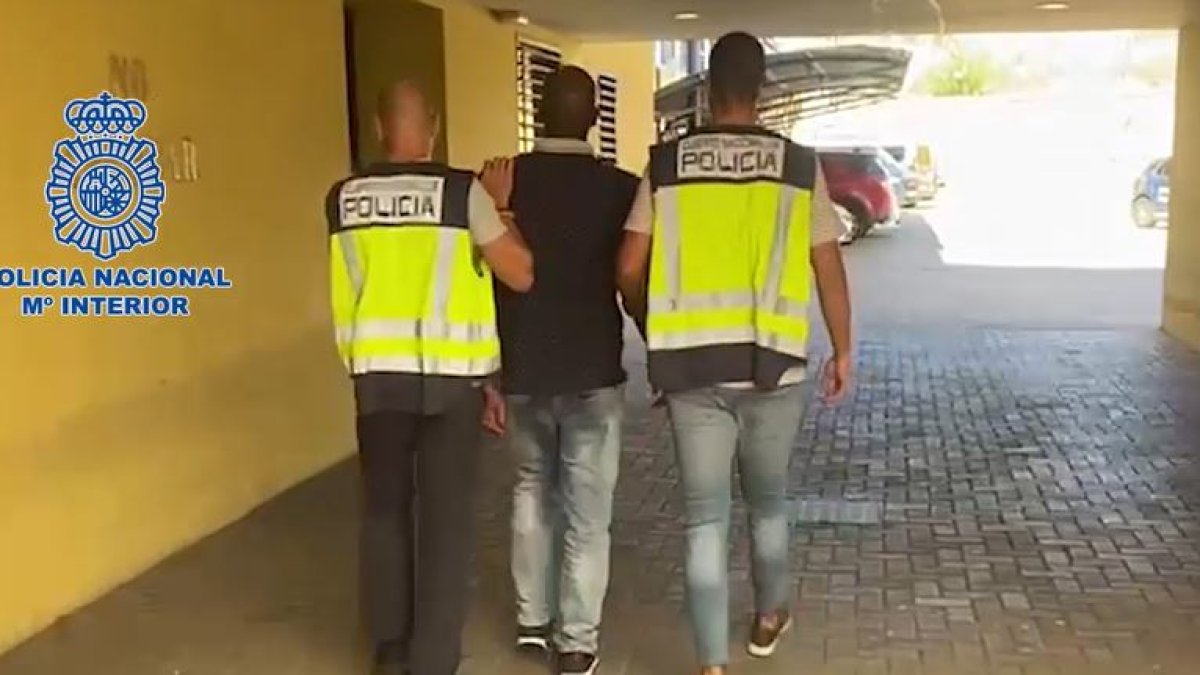 Uno de los detenidos por la Policía Nacional.
