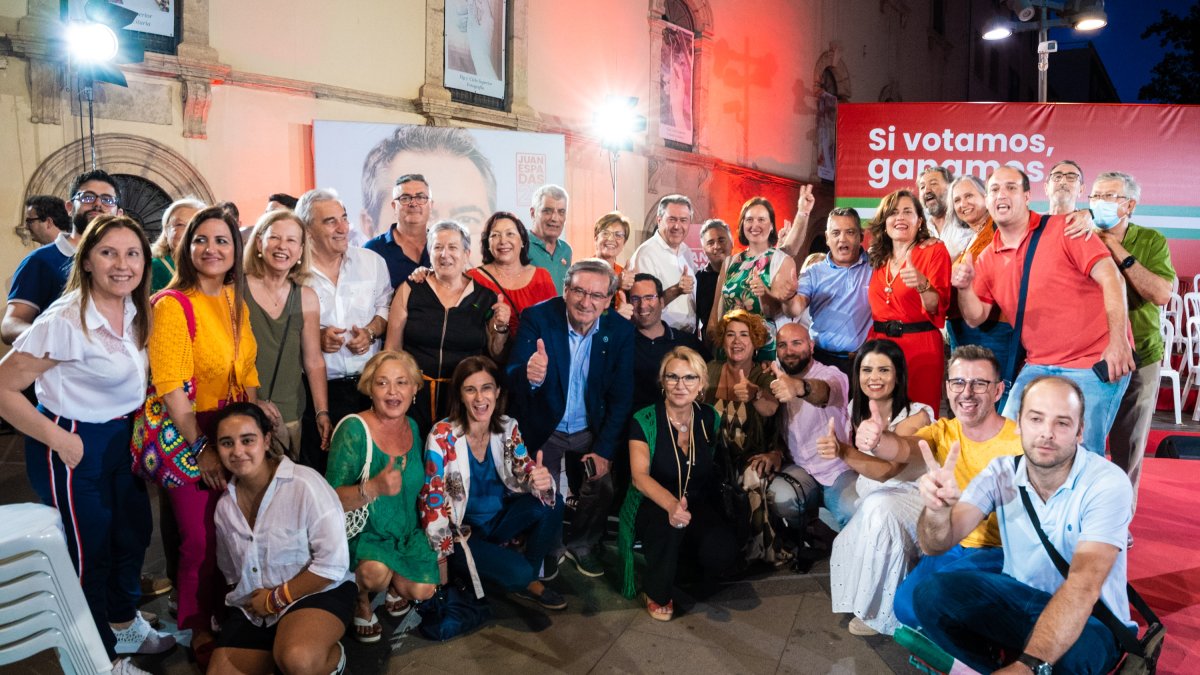 Militantes del PSOE de Almería, en un acto en la capital.