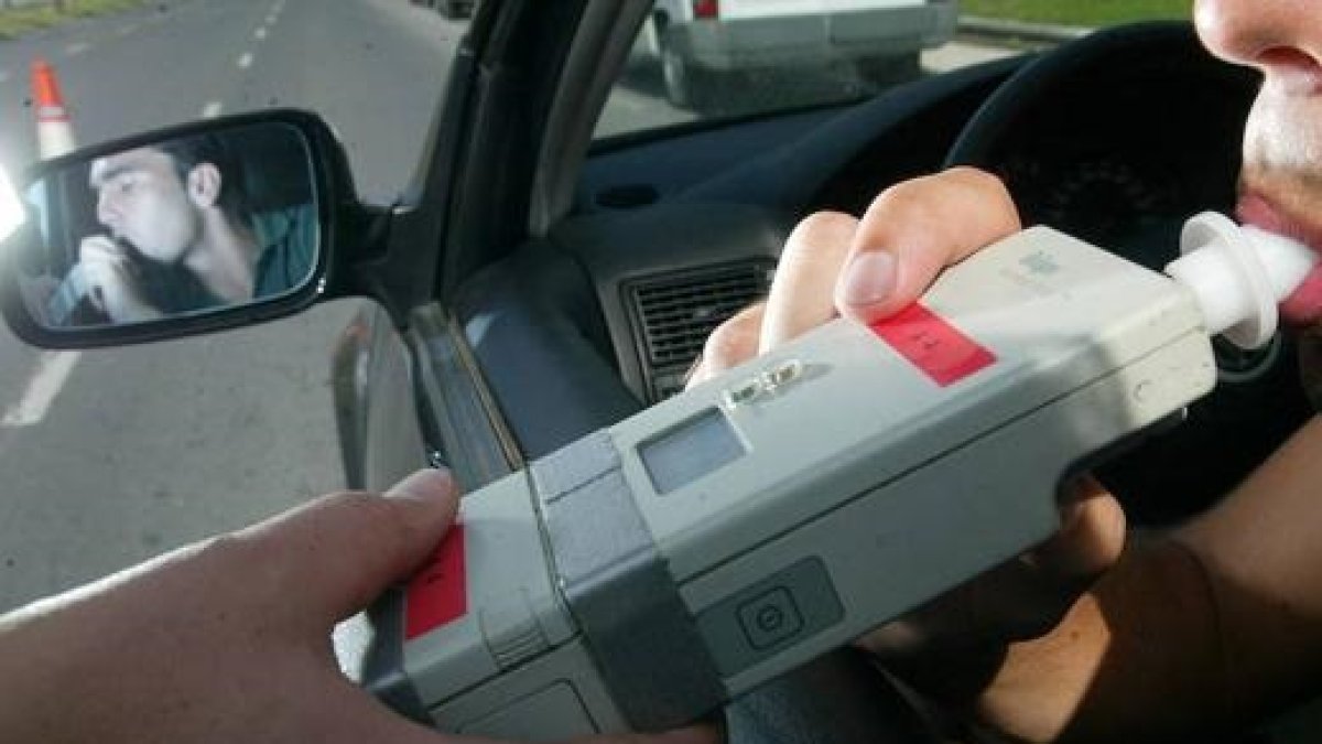 Imagen de archivo de un control de alcoholemia.