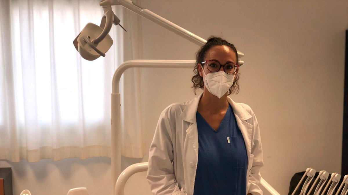 Una de las profesionales investigadoras de Distrito Sanitario Poniente.