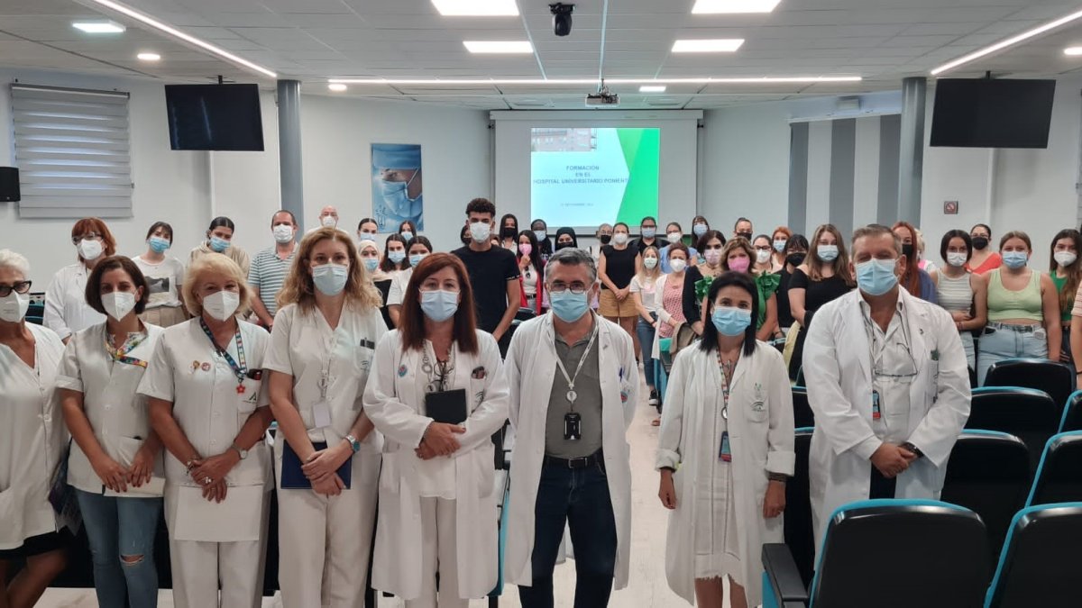 Acto de acogida en el Hospital Universitario Poniente a los alumnos en prácticas.
