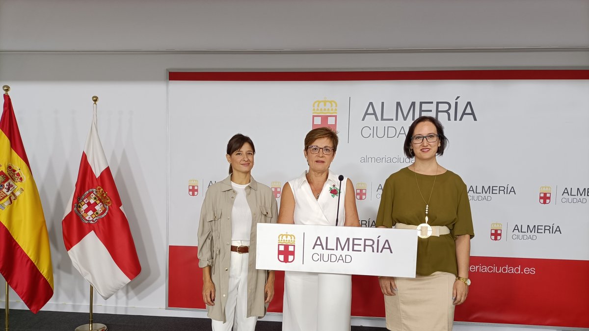 Fátima Herrera, Adriana Valverde y Lidia Compadre
