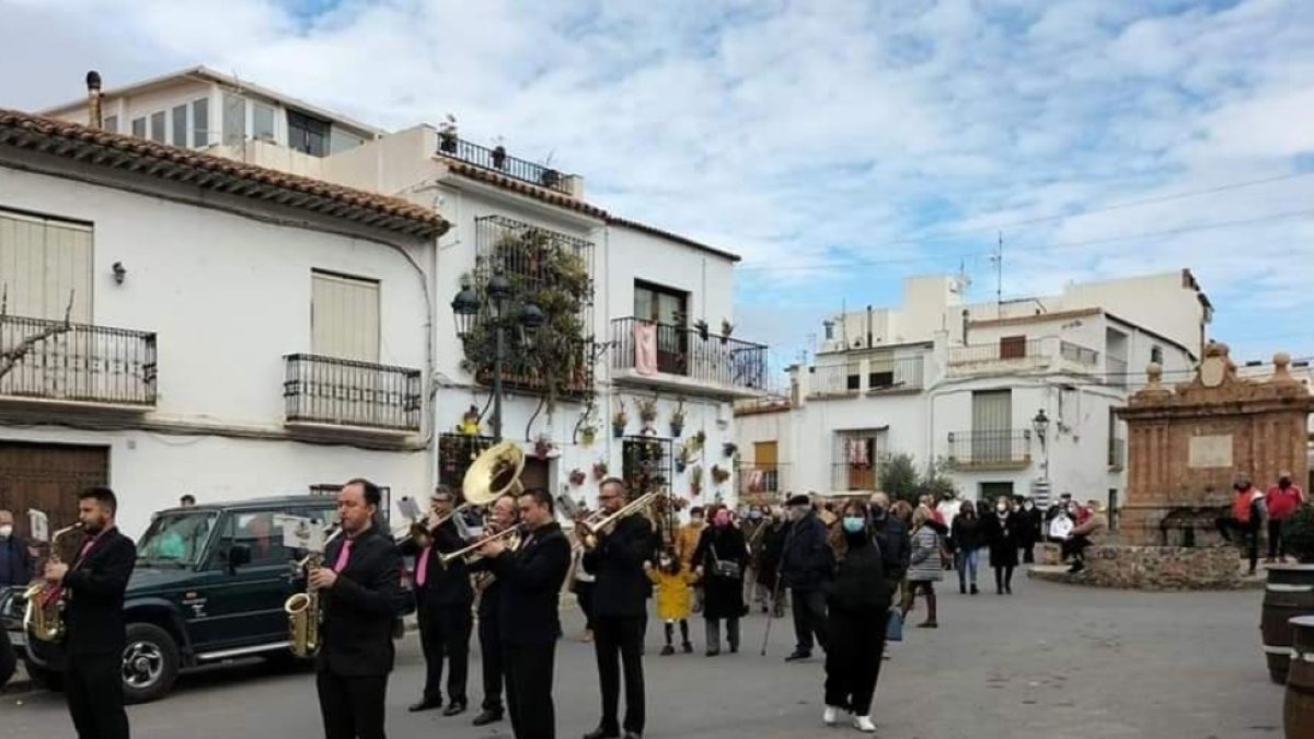 Foto de archivo de la Plaza de Fondón.