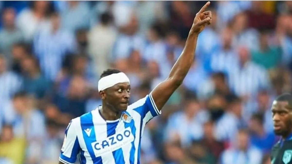 Sadiq con la Real Sociedad.