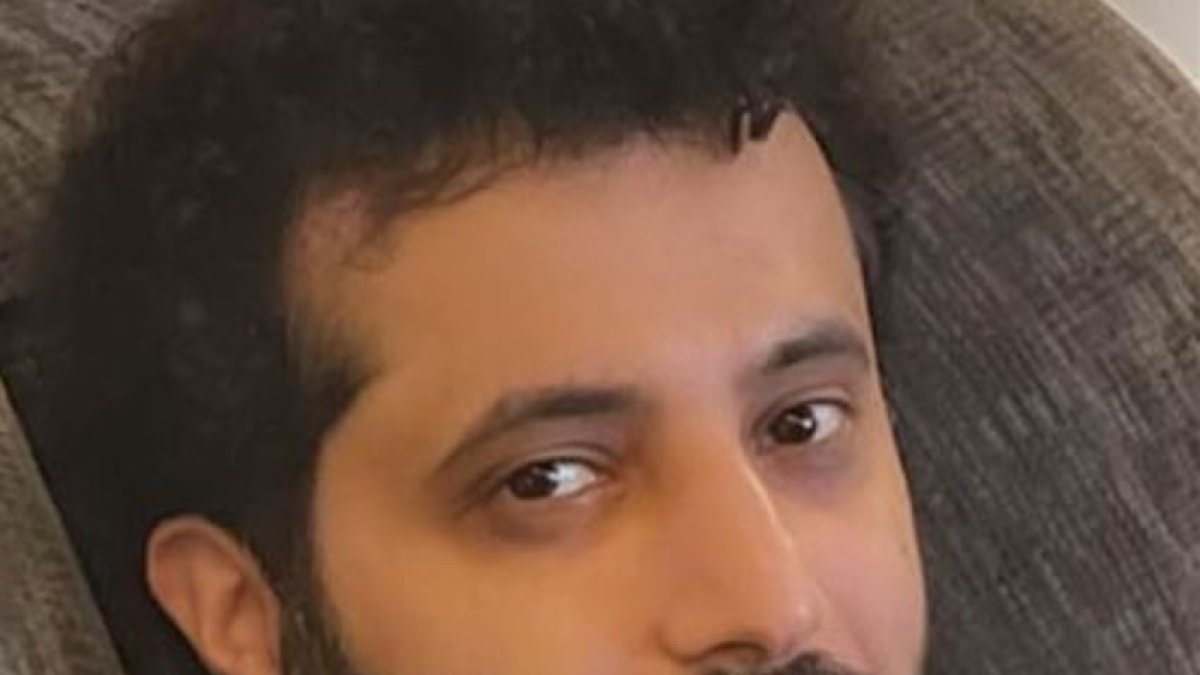 Al presidente del UD Almería le salen canas en la barba.