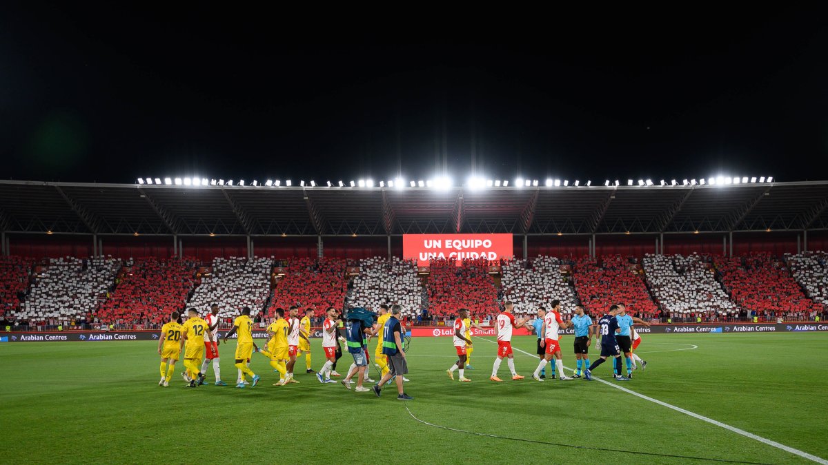 El récord de aficionados se lo queda el Almería-Alcorcón de la pasada temporada.