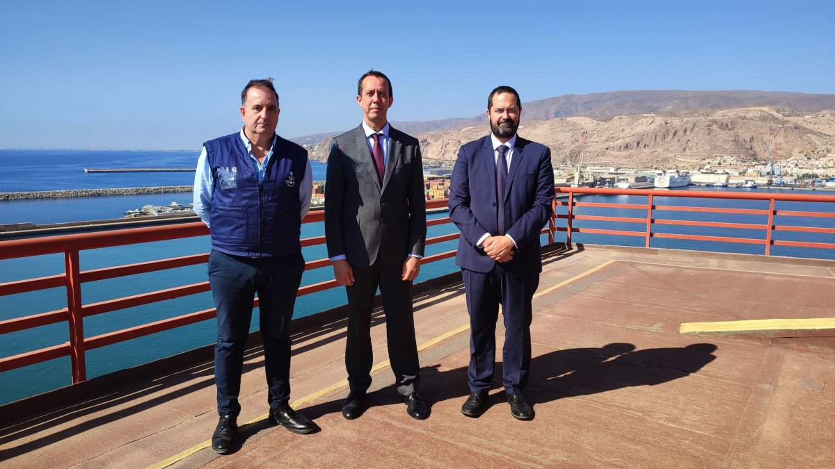 Visita del subdelegado del Gobierno en Almería, José María Martín.