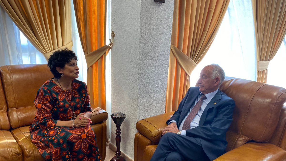 Visita de la delegada de Justicia a Roquetas de Mar.