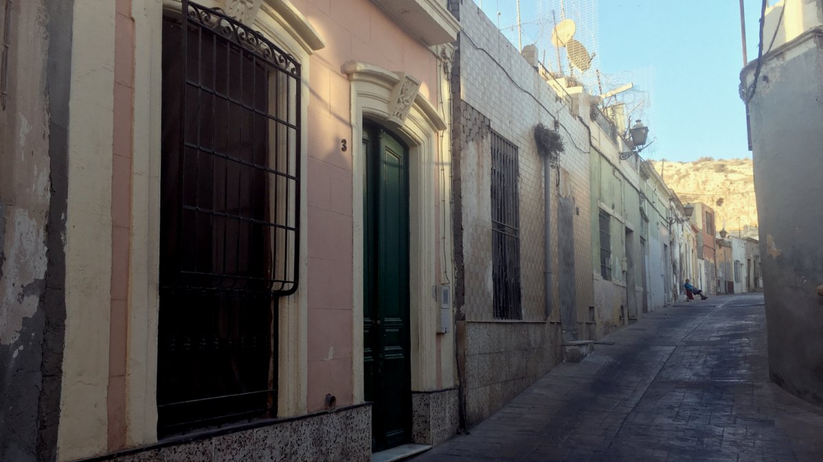Casas de la calle Hércules que tienen los días contados.
