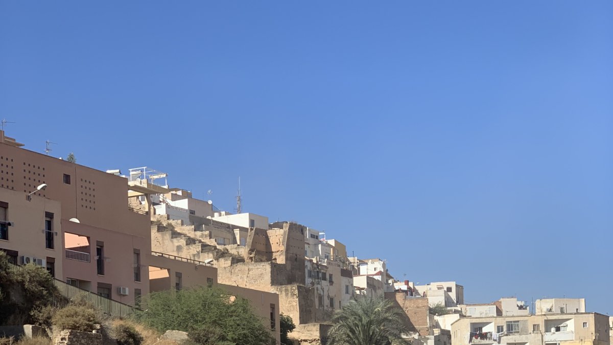 Trabajos a pleno rendimiento a los pies de San Cristóbal