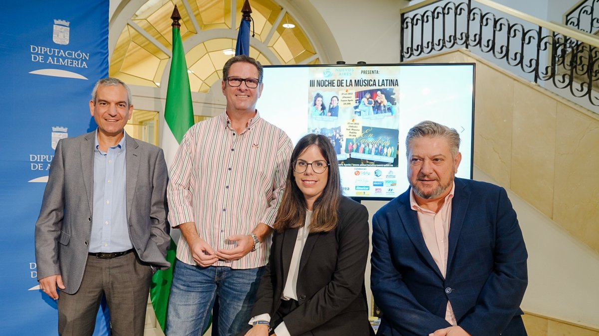 José María Molina, José María Díaz, Almudena Morales y Diego Cruz, ayer en la presentación del festival.