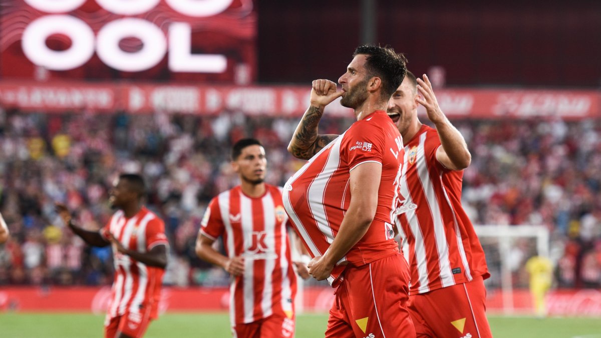 Leo Baptistao celebra su gol al Girona.