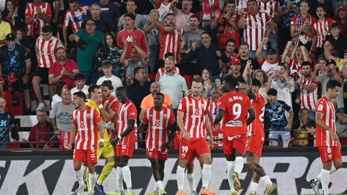 El equipo cierra la semana loca intentando alejarse más del descenso.