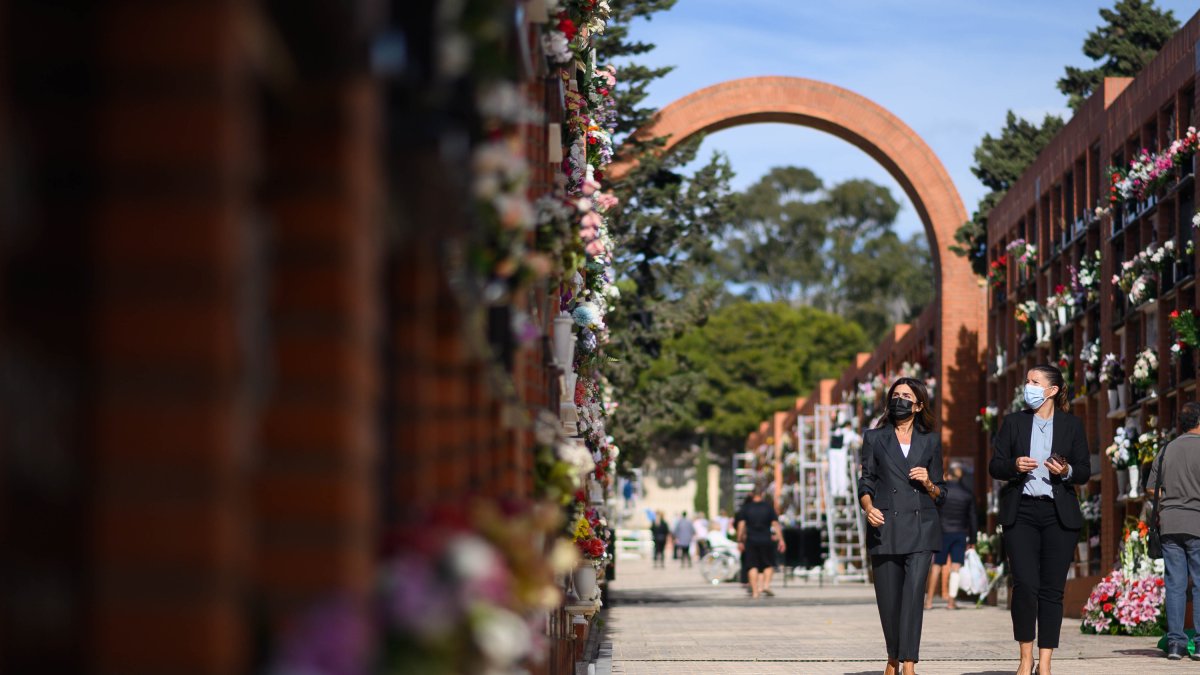 Visita al cementerio de Sacramento Sánchez