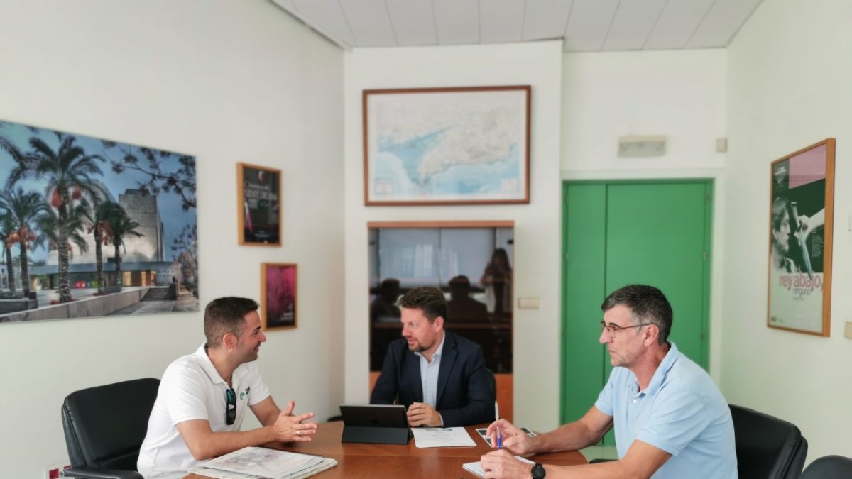 Sergio Domínguez, José Vélez y Antonio Hernández en La Junta.