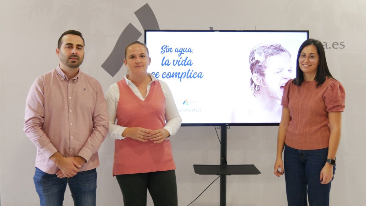 Presentación de la campaña en el Ayuntamiento de Adra.