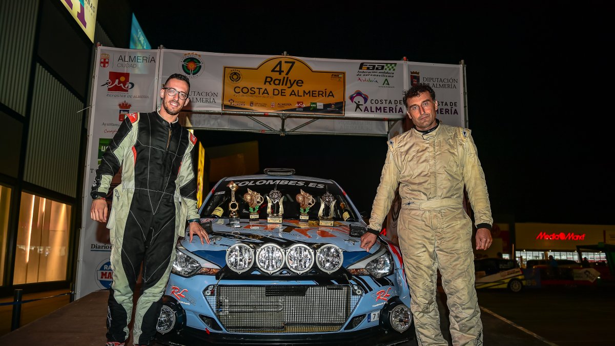 Los vencedores Pedro david y Alex Leseduarte