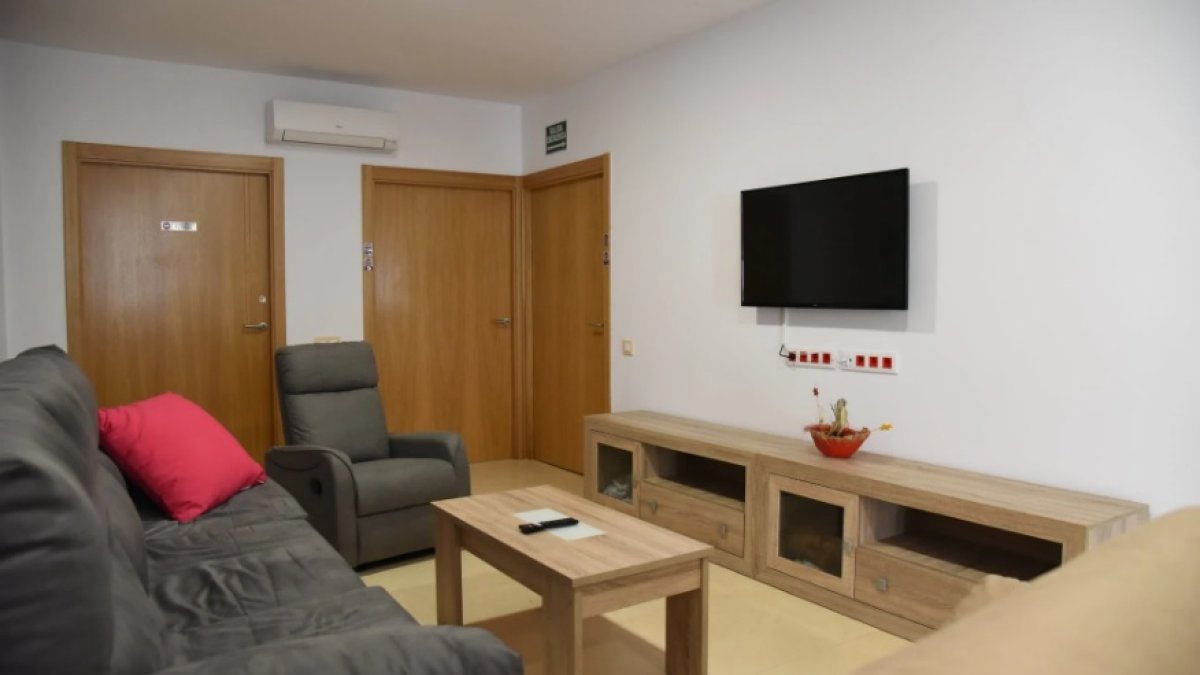 Uno de los salones de la nueva residencia de Asprodalba en Vera.