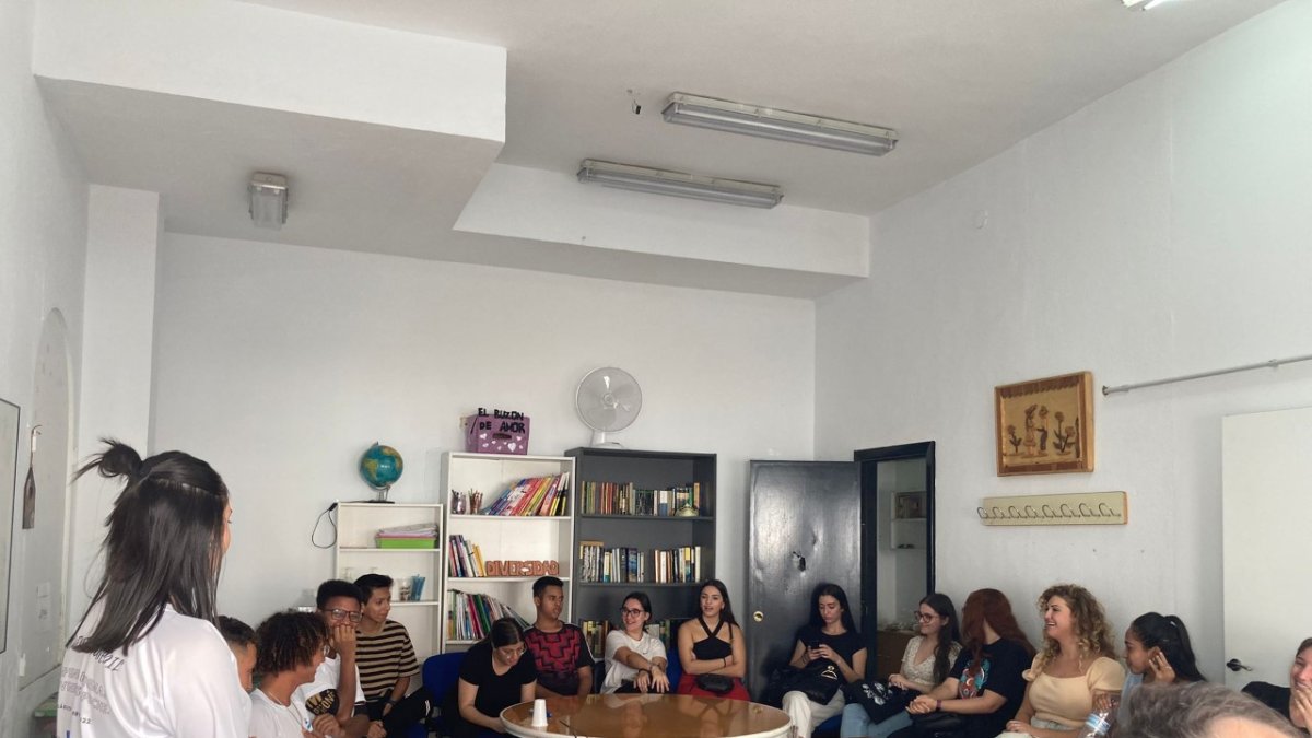 Primer encuentro juvenil en el Puche, \'Rompiendo estigmas\'.