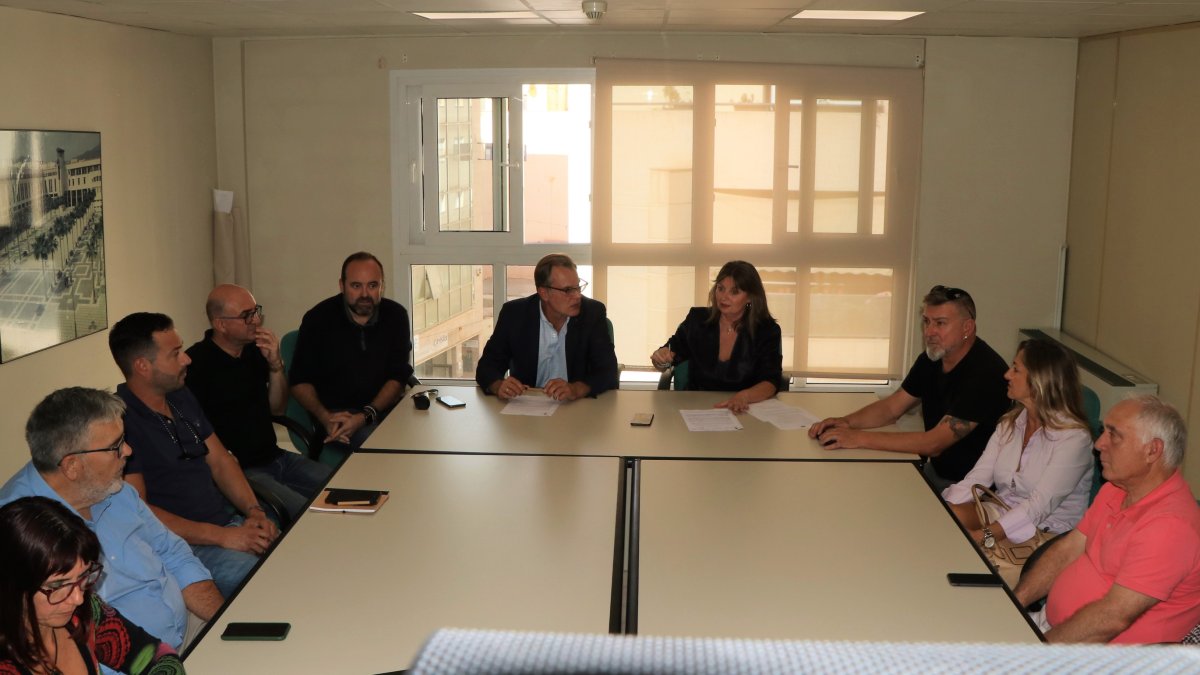 Desarrollo de la reunión de la Mesa SICTED en El Ejido.