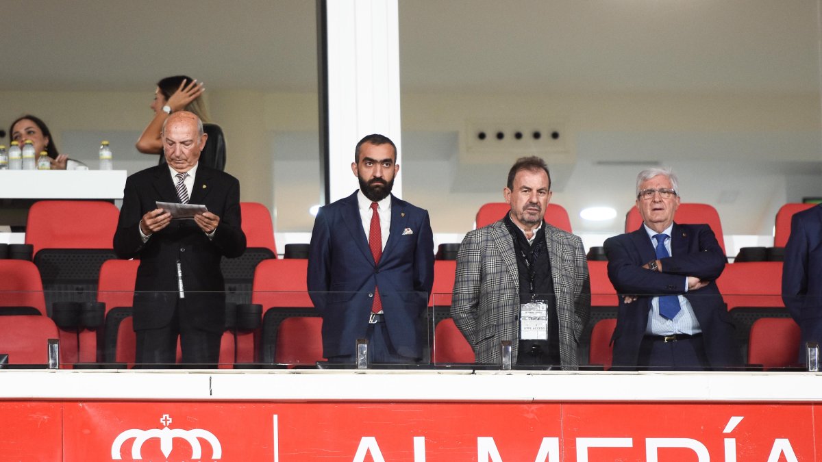 Mohamed El Assy y Ángel Torres, en el palco.