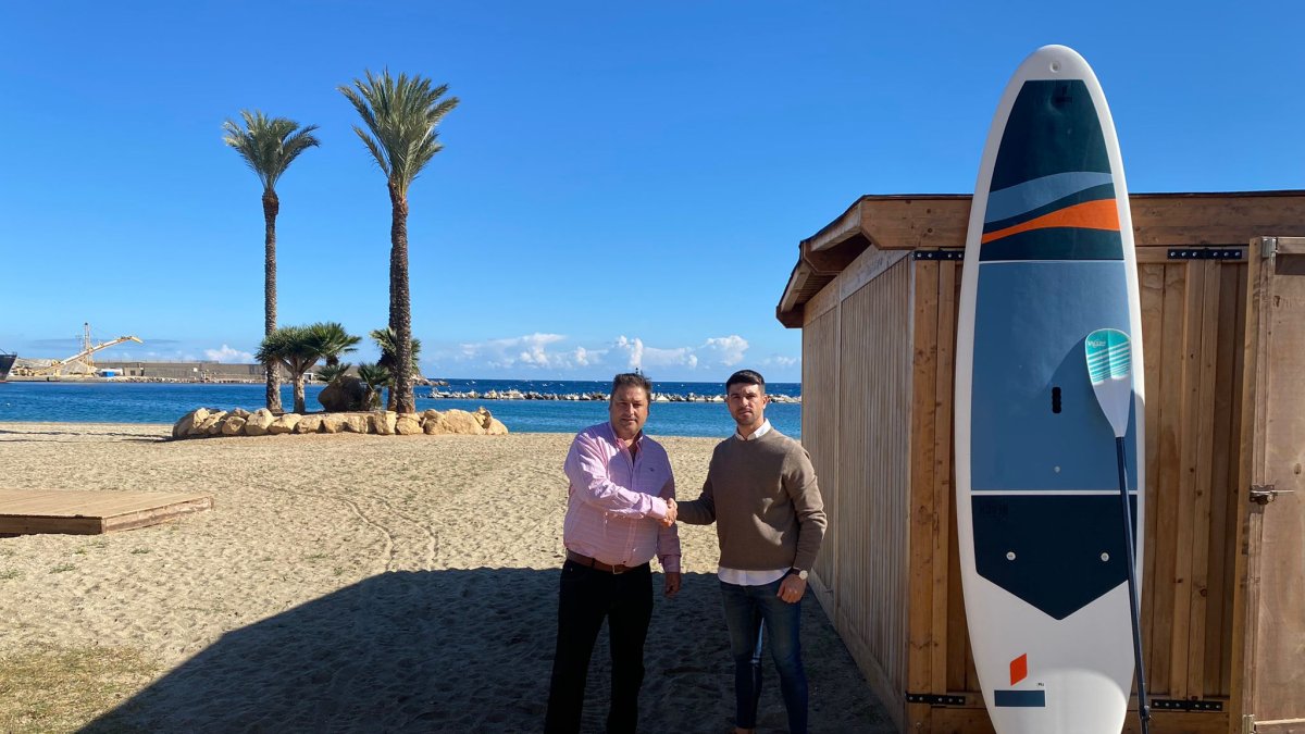 José Manuel Molina Grima de Iundenia y Juan Pedro Molina concejal de Deportes de Garrucha.