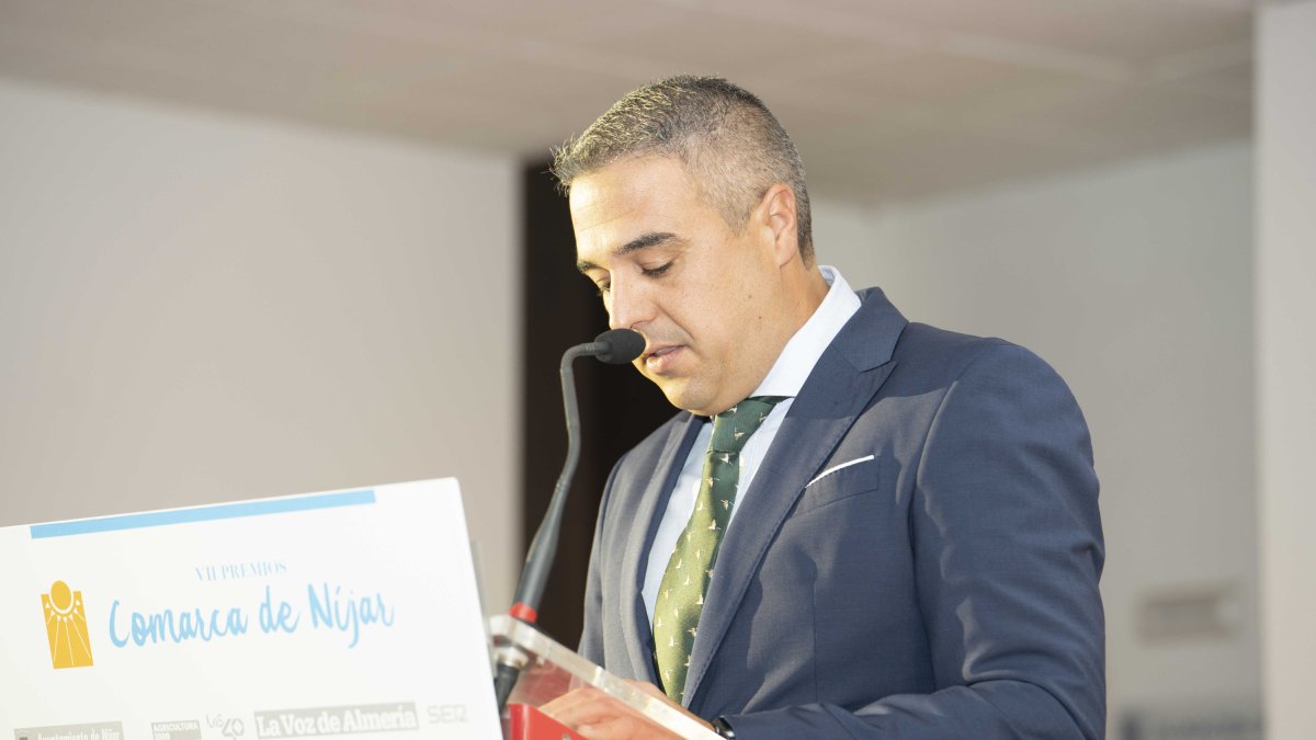 Antonio Salazar Callejón recogía el galardón tras recordar la amplia trayectoria  empresarial.