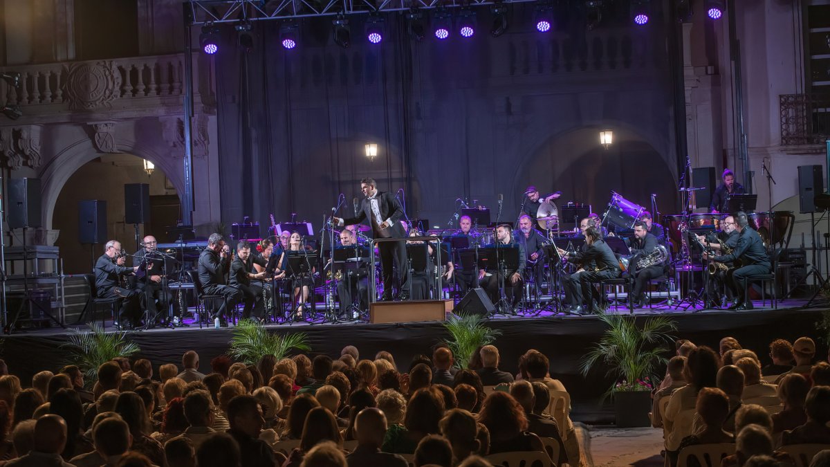 Actuación de la Banda Municipal de Música durante la pasada Feria de Almería