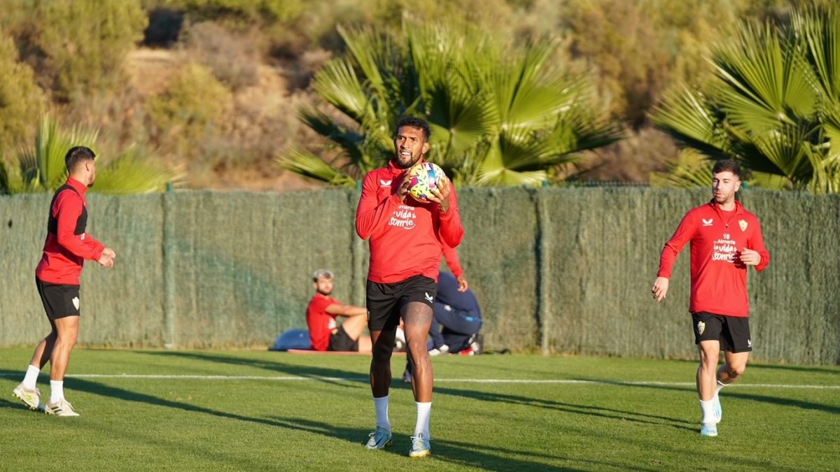 Dyego Sousa en la concentración de Marbella.