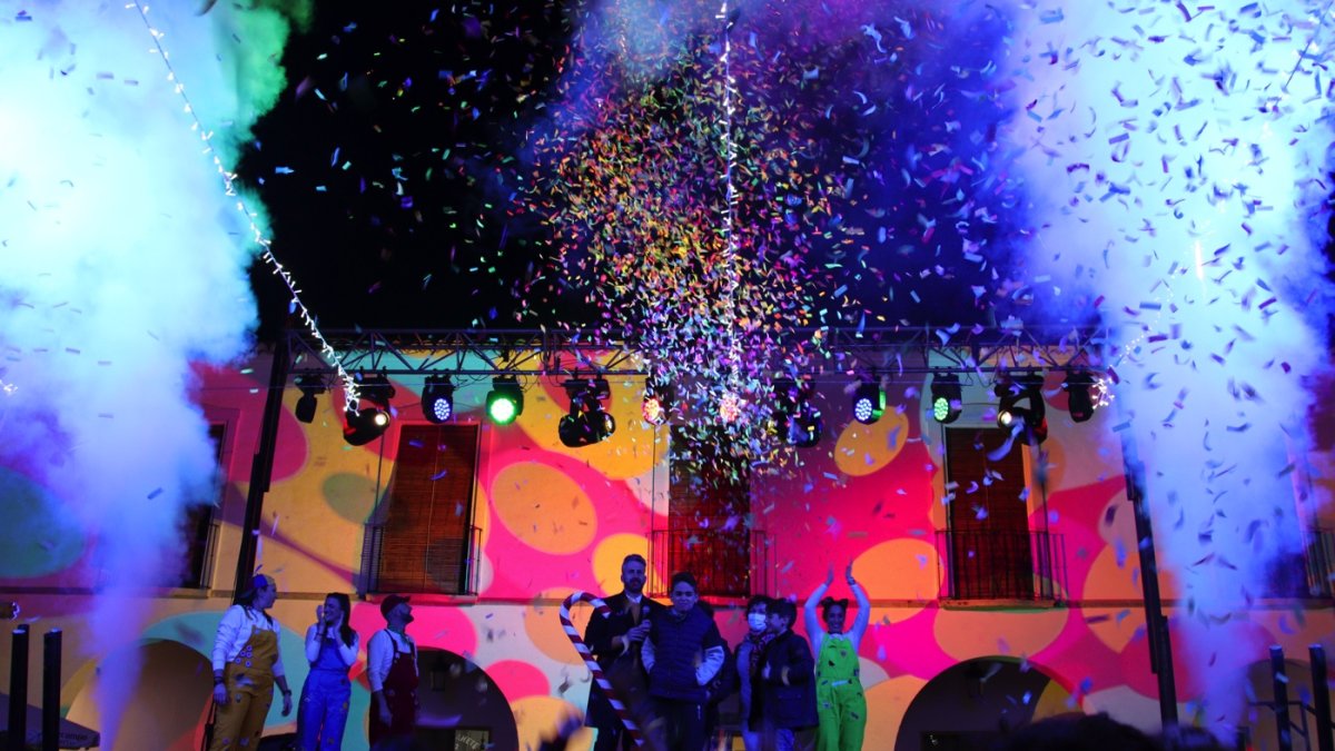 Una programación diseñada para disfrute tanto de los más pequeños como los mayores .