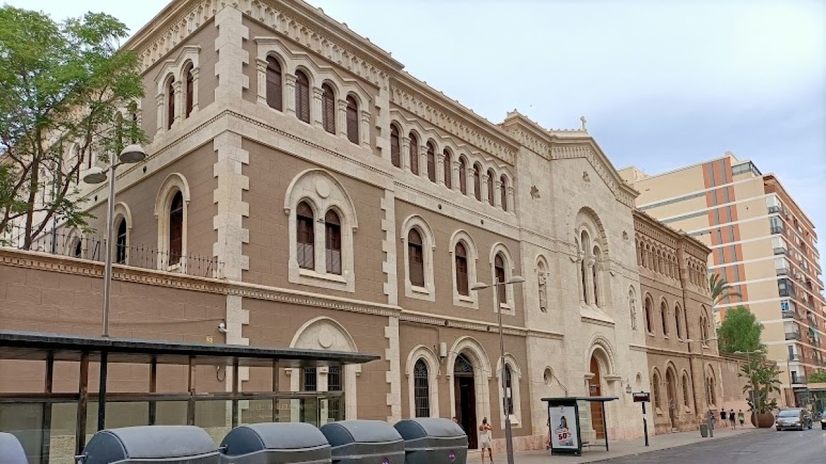 Hoy cumple años la Compañía María.