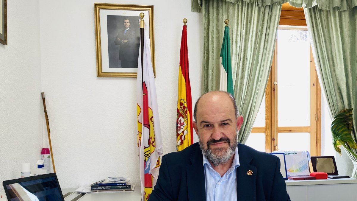 Francisco Lirola, alcalde de Dalías.