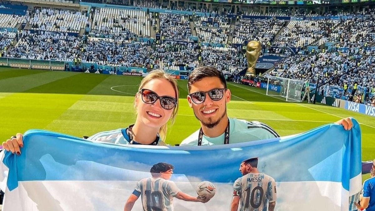 Lucas Robertone y su pareja estuvieron también en el Mundial de Qatar.