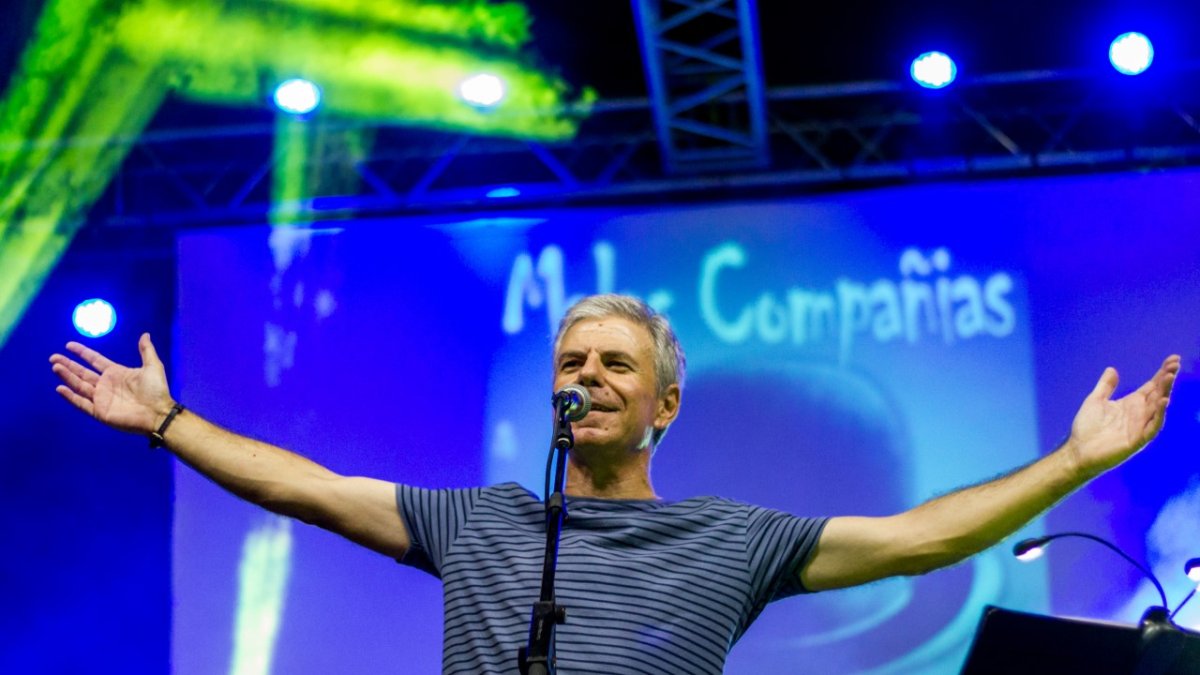 Justo Mullor, en uno de los conciertos de Malas Compañías.