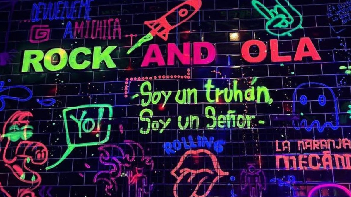 El baño de Rock and Ola, el nuevo bar de Martínez Almagro.