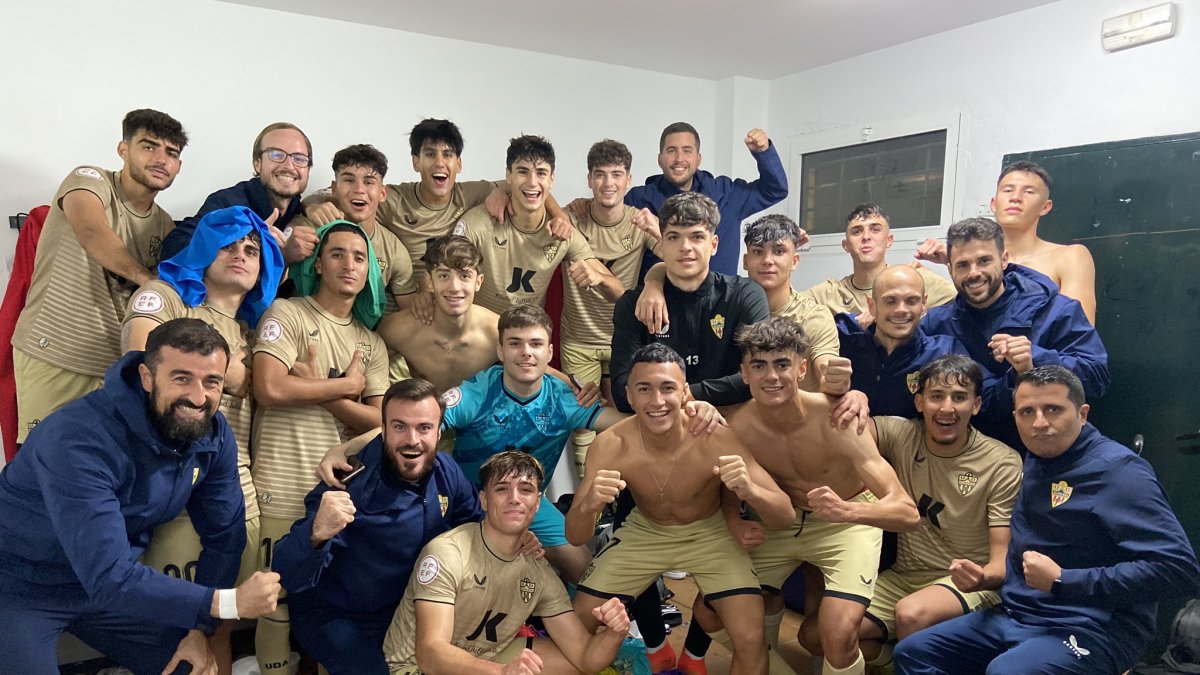 Este Almería juvenil es una alegría.