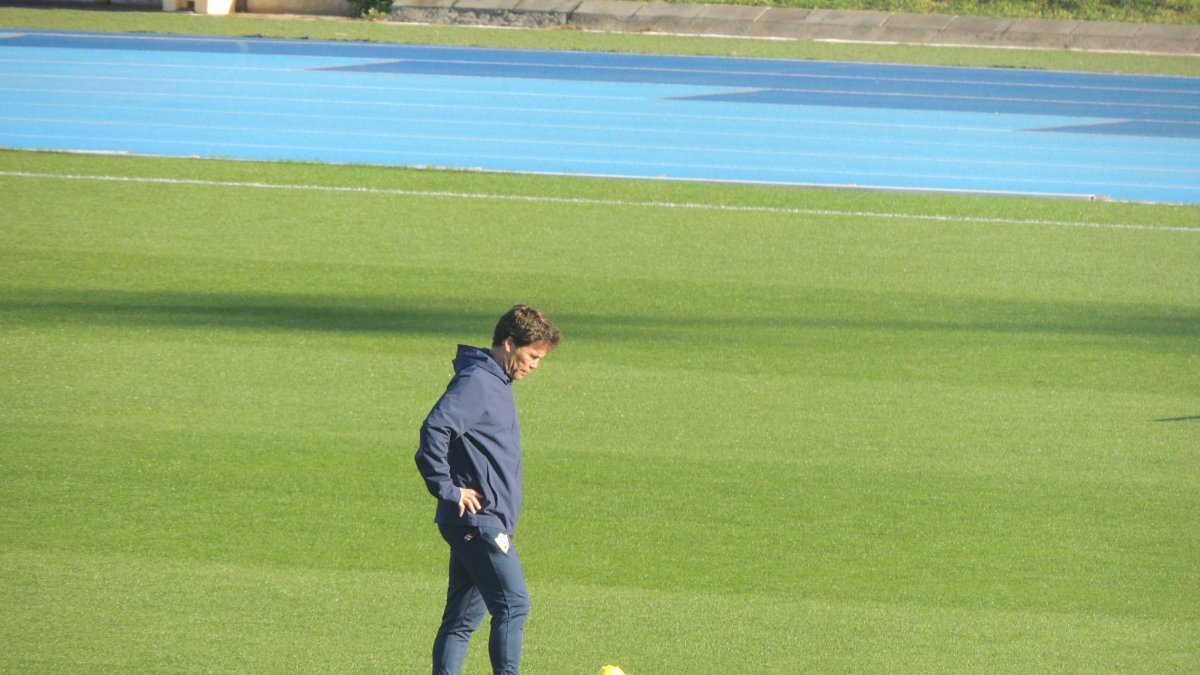 Rubi en el campo Anexo este lunes en el primer entrenamiento de la semana.