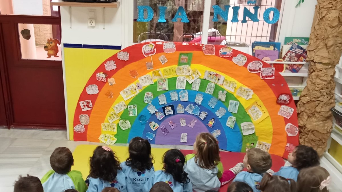 Imagen de los alumnos de la Escuela municipal \'Los Duendecillos\' en el Día del Niño.