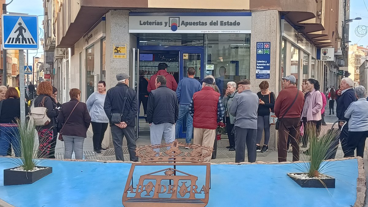 Colas en la Administración nº 3, Virgen del Carmen de Adra.