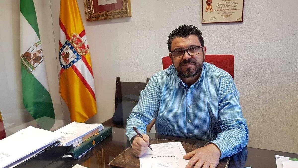Rafael Montes, alcalde de Fiñana.
