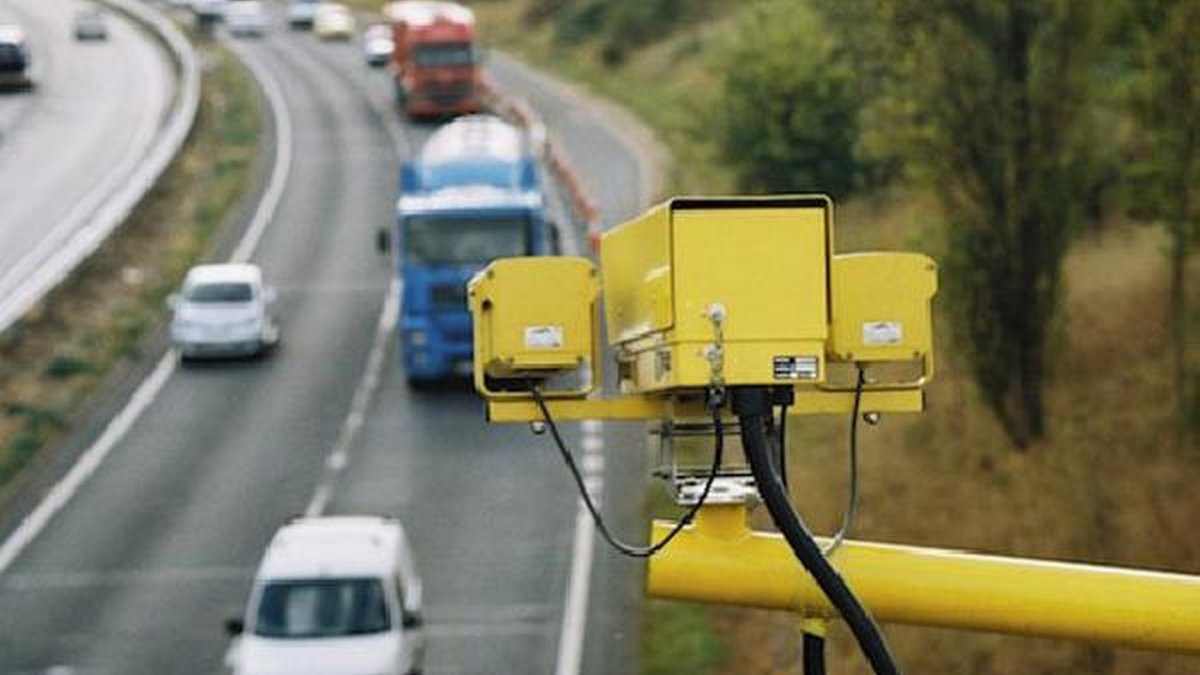 Radar en una carretera.