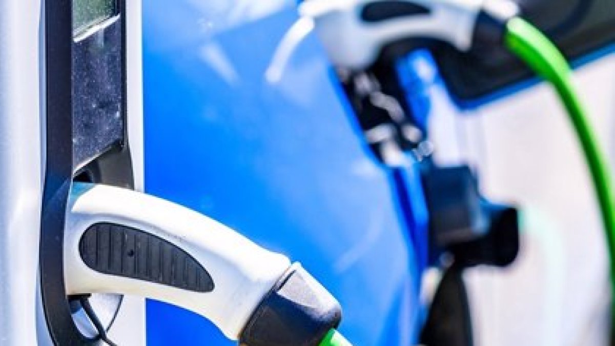 Habrá 15 puntos de recarga de vehículos eléctricos en la capital.