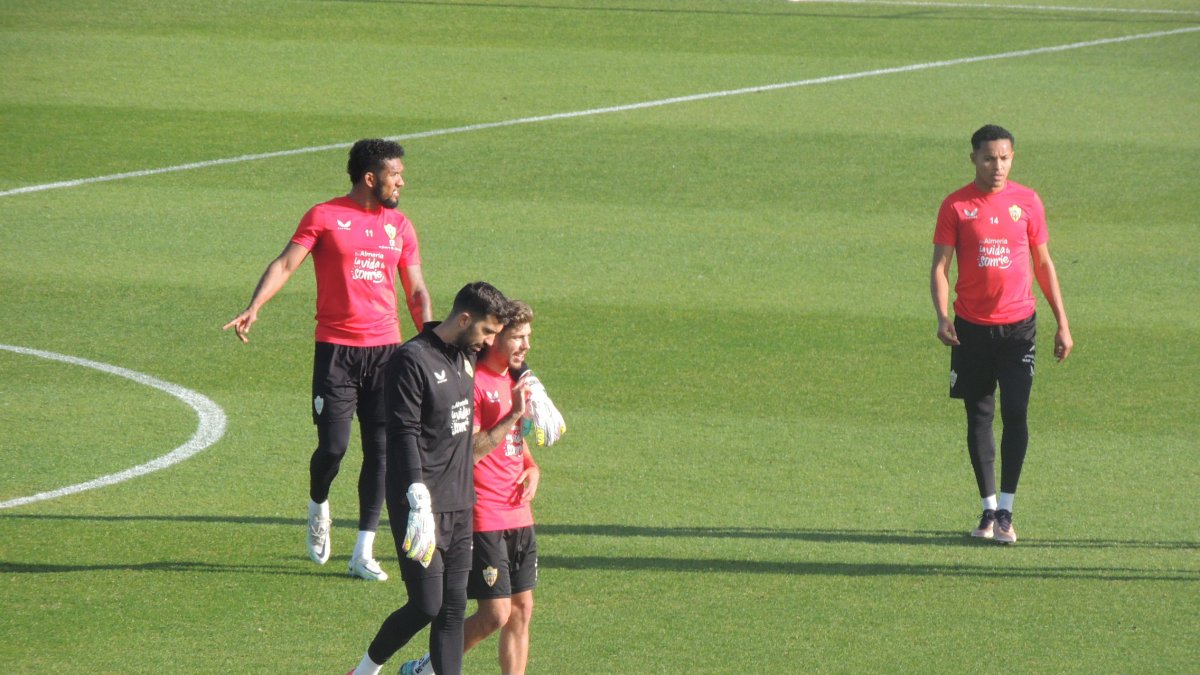 Pozo con Pacheco en un gesto de complicidad.