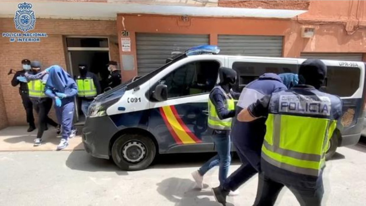 Detención en la calle Cádiz, Almería.