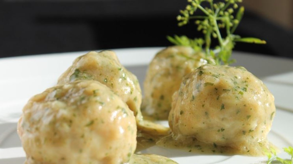 Pescado en salsa verde.